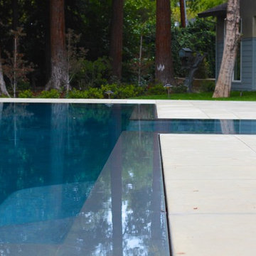 Arden-Arcade Perimeter Overflow Pool
