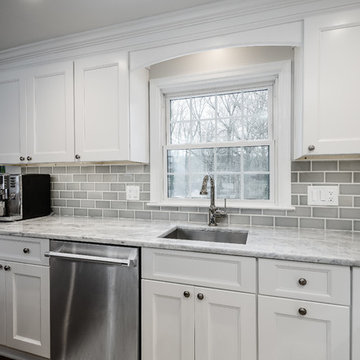 Gladwyne PA Black and White Bishop and Fabuwood Kitchen