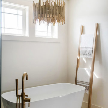Organic and warm master bathroom