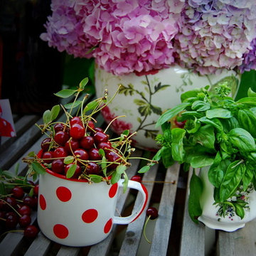 flowering vegetable garden