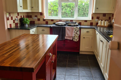 This is an example of a farmhouse kitchen in Wiltshire.