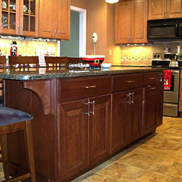 Cherry light and dark kitchen