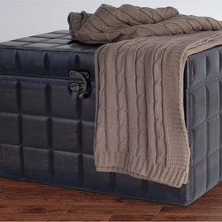 Rizzy Luxury Throws - Throws