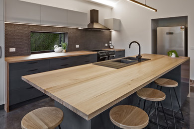 Inspiration for a contemporary kitchen in Hobart.