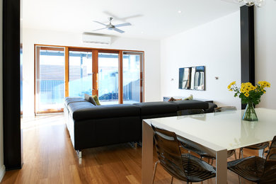 Photo of a contemporary dining room in Adelaide.