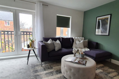 Inspiration for a contemporary living room in Buckinghamshire.