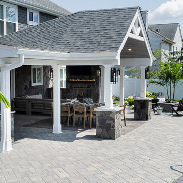 Outdoor Rooms, Pavilions & Pergolas