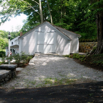 cove front farm house
