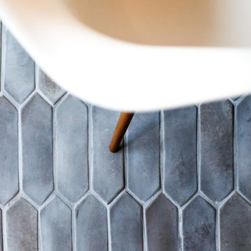 ARTILLO PICKET DINING ROOM