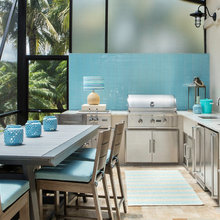 Outdoor Kitchen