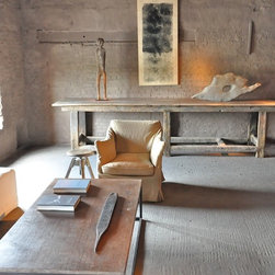 In Stock Items Axel Vervoordt Would Choose. - Furniture