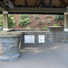 2020 pool and house