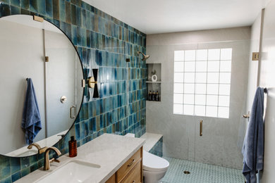 Example of a 1950s bathroom design in Phoenix