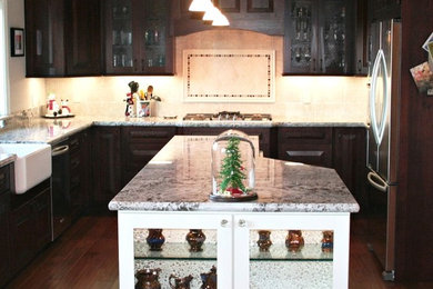 Inspiration for a timeless kitchen remodel in Seattle