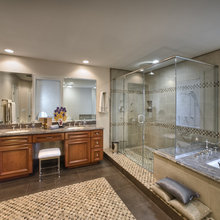 Master walk in shower