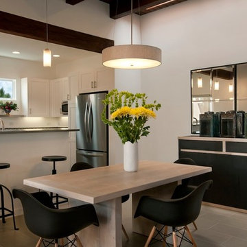 Modern Dining and Kitchen design by Jennifer Ashton, Allied ASID