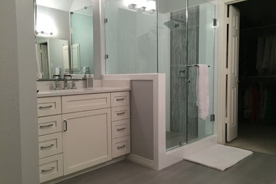 Example of a trendy bathroom design in Dallas