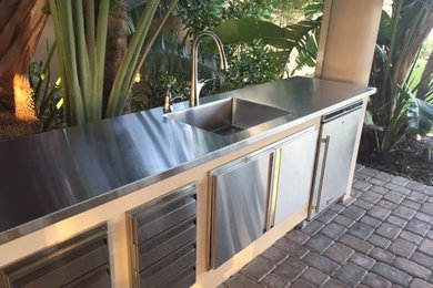 Florida Outdoor Kitchen - Custom Stainless Steel Countertop with Integral Stainl