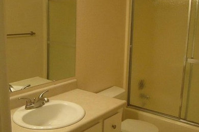 Inspiration for a mid-sized timeless master bathroom remodel in San Francisco