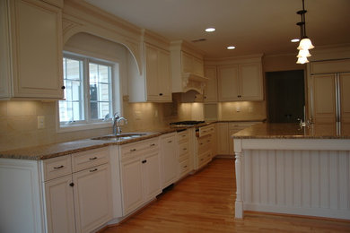 Kitchen - kitchen idea in DC Metro