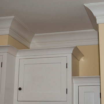Kentucky White/ Soapstone Kitchen