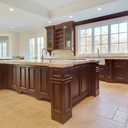 Traditional Kitchen Cabinets - Kitchen Cabinetry