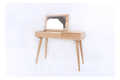 Elizabeth Dressing Table / Desk (Solid Oak Wood)