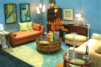 Inspiration for a contemporary family room remodel in Cincinnati