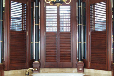 Inspiration for a timeless bathroom remodel in Boston