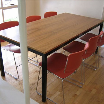Mar Vista Welded Steel Satin Black Dining Table with Teak Veneer Top. Size 3'x6'