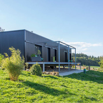 Nhà container độc đáo của một nghệ sĩ ở Pháp