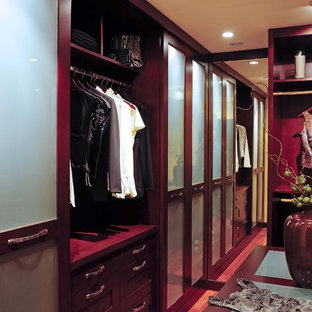 Esempio di una stanza da bagno moderna