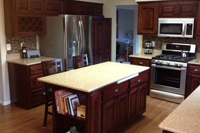 Kitchen - contemporary kitchen idea in Other