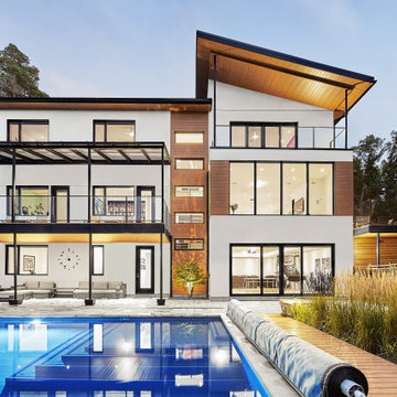 House on Grand River