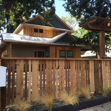 4'H Vertical Wood Semi-Privacy w/Cap