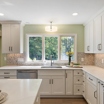Showplace Framed Pendleton 275 Kitchen in White Dove