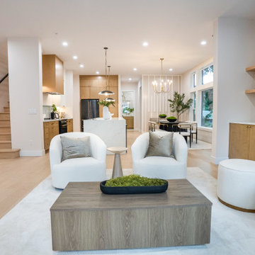 Open-Concept Living Room with Linear Fireplace – Bothell Townhome