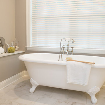 Batavia Master Bath