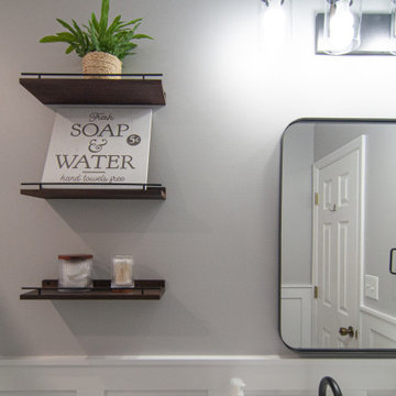 Traditional Style Master Bath With Walk-In Shower & Stand Alone Tub