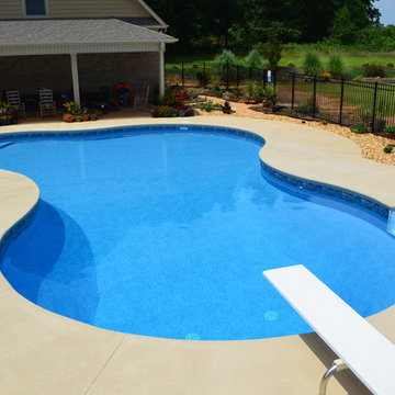 Lagoon Vinyl Pool