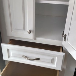 White maple cabinets - Products