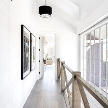 Lake House: Stairs