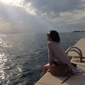 Elysia Tan's photo