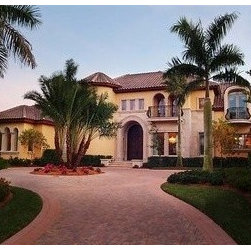 Private Naples Estate - Products