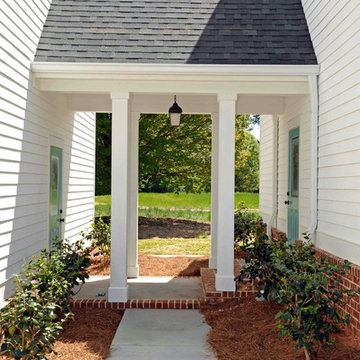 Covered Breezeway to Garage