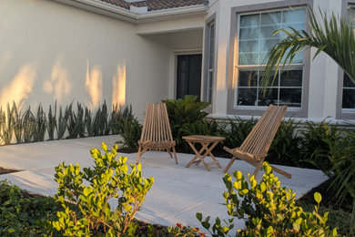 Inspiration for a transitional patio remodel in Tampa