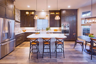 This is an example of a transitional kitchen in Sacramento.