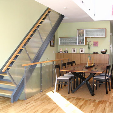 B- Line Medium 001 | dining
