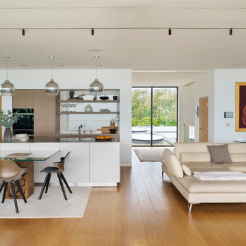 A Modern Coastal New Build Kitchen
