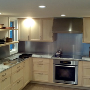 Billerica Transitional Oak Kitchen Remodel